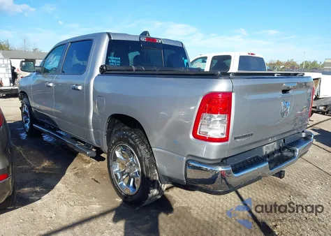 2019 Ram 1500 Big Horn/Lone Star 4X4 5'7 Box z USA, uszkodzony, nr VIN 1C6RRFFG3KN704081